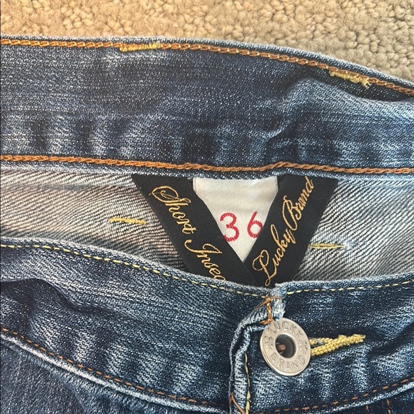 Men's Lucky Brand Jeans - Picture 2 of 4